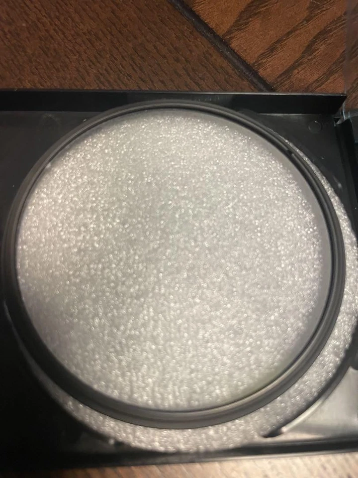 Kenko ZX II 82mm UV Filter Protector Used, Aluminum & Optical Glass - Image 4 of 4