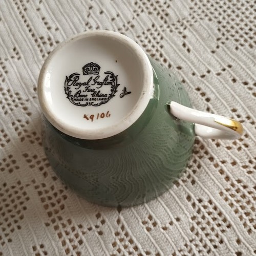 3 tazze da tè inglesi vintage - Foto 3 di 5