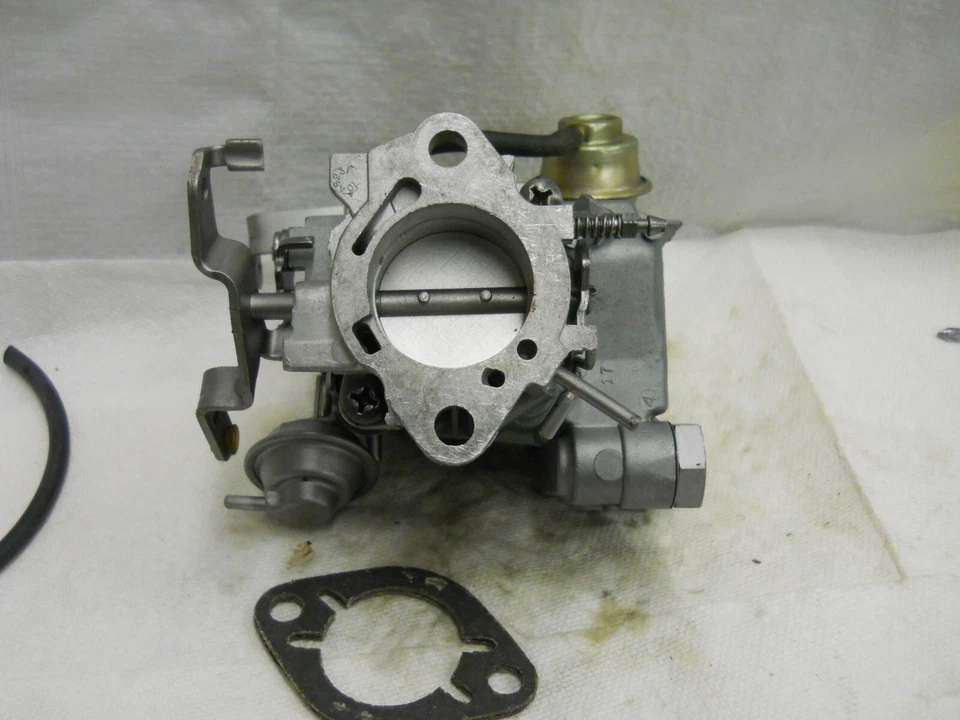 Rochester 1 bl. 1975-76 Checker-Chevrolet-Pontiac- chevy.-gmc. truck 250" Foto 4 de 4