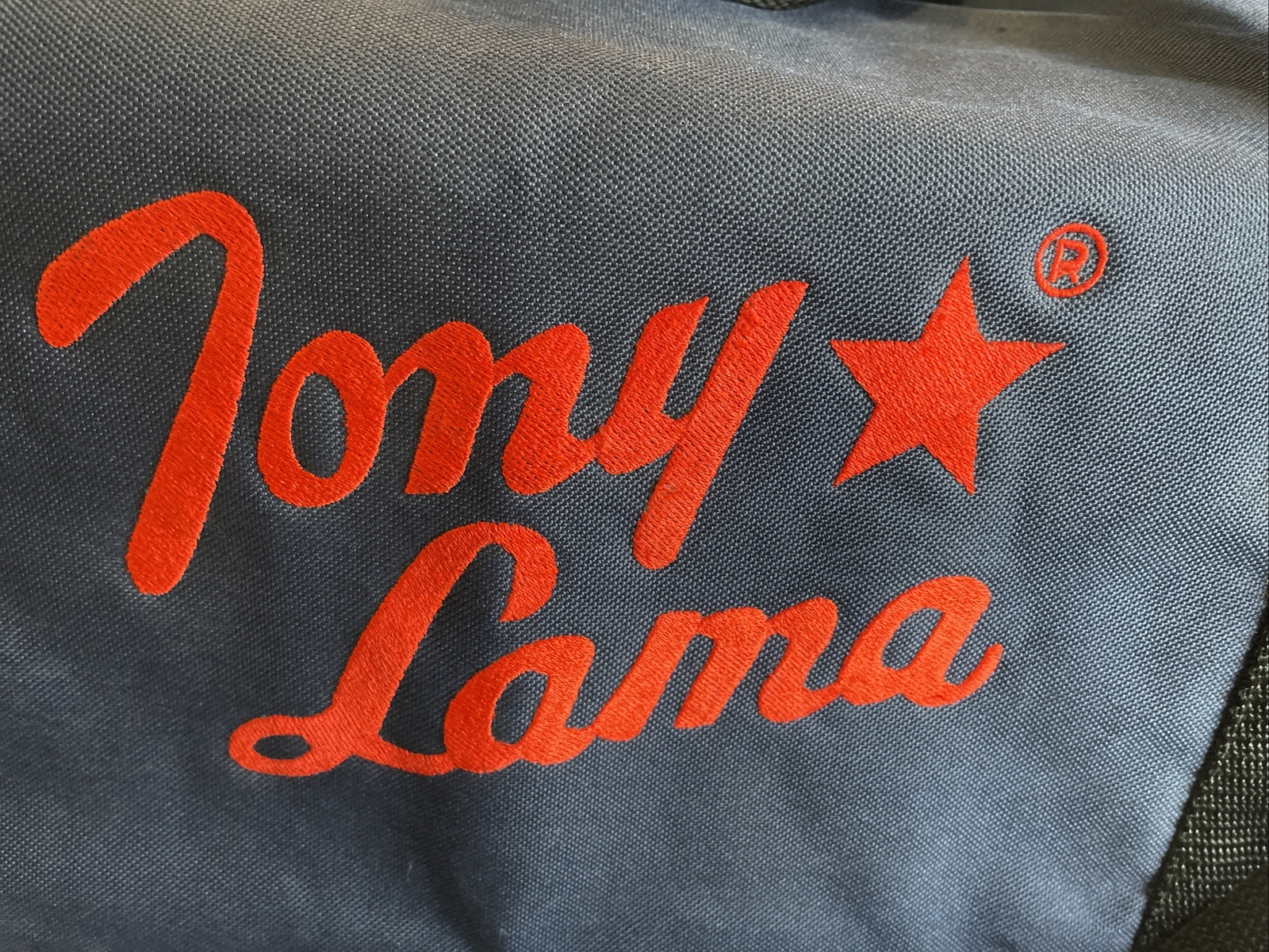 Tony Lama Cowboy Boots Duffel Bag Luggage With Covered Zipper 3 Straps