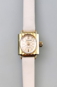Authentic 9120004 Gold-Plated Women ´S Wristwatch Glashütte Retro 70er Years