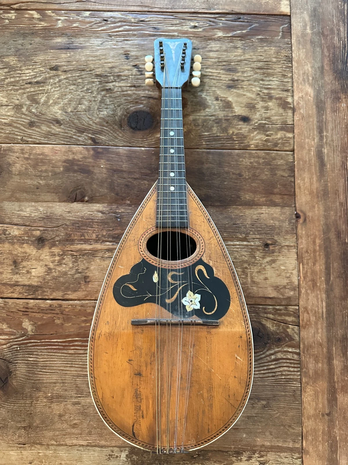 Picture 1 of 4