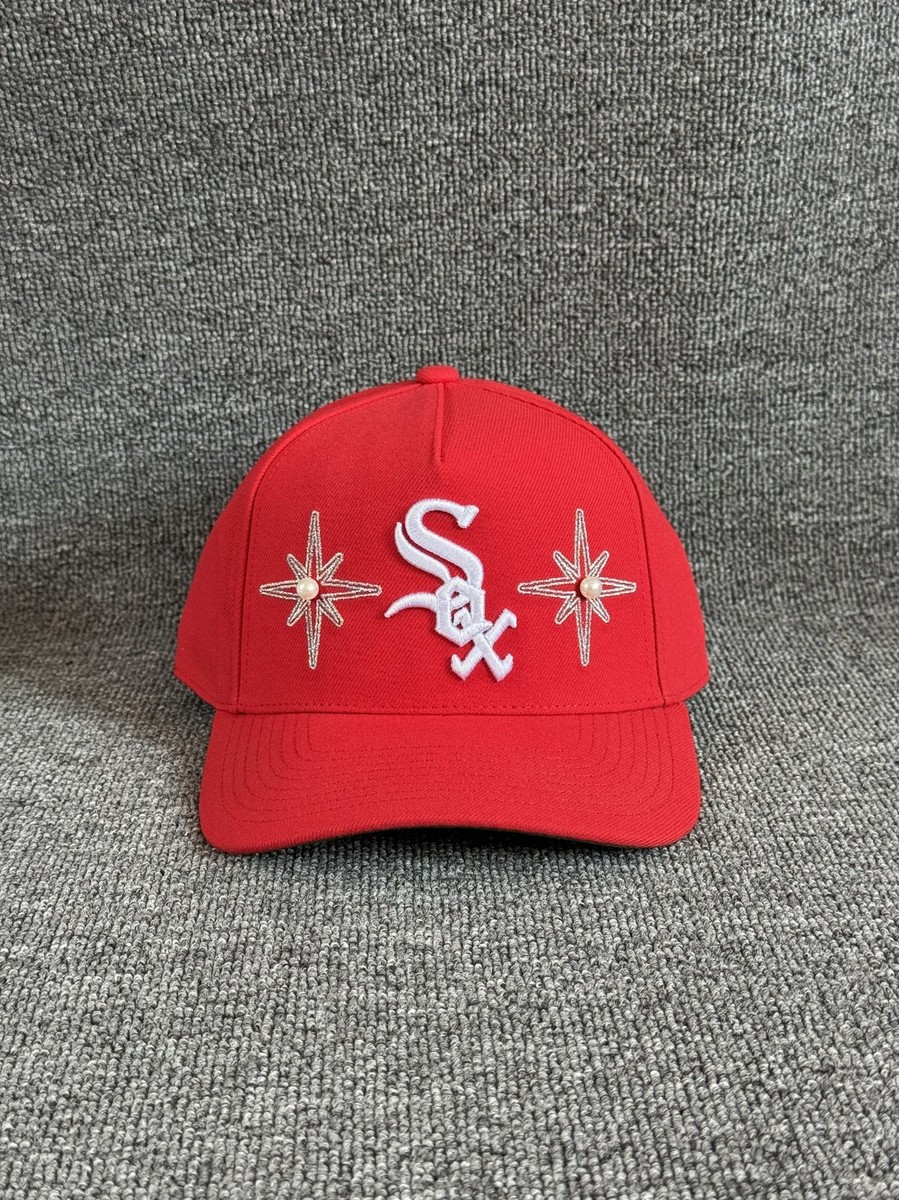 Mitchell & Ness Chicago White Sox Red Snapback Hat Embroidered Starburst