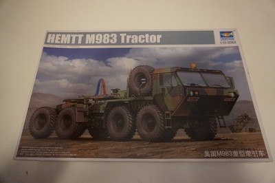 Trumpeter 1:35 HEMTT M983 Tractor