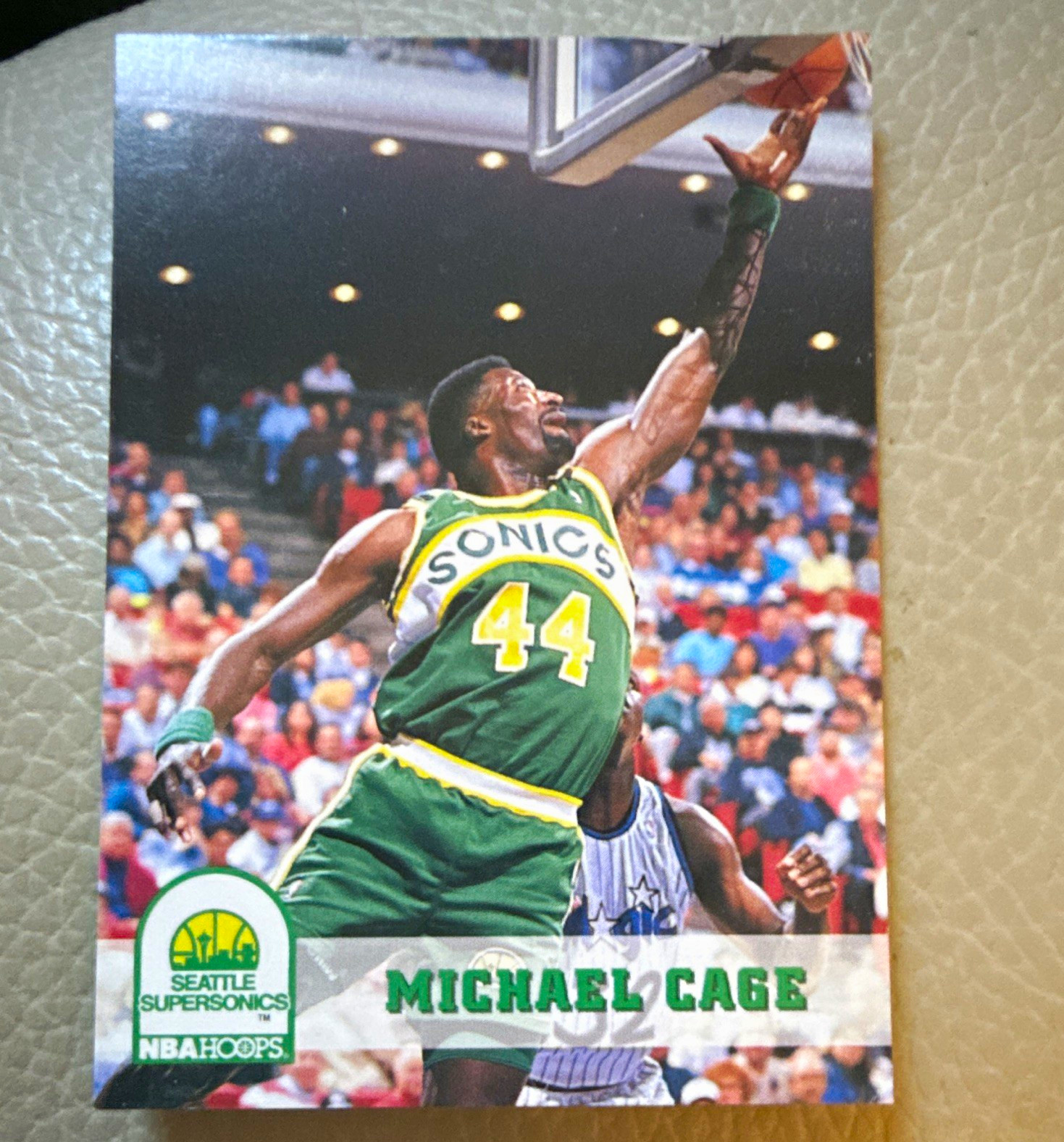 NBA Hoops NBA Basketball - #44 Michael Cage Seattle Supersonics Base Set Card