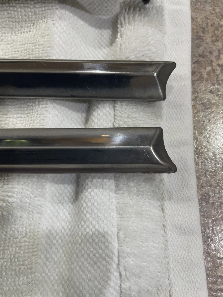 Отделка внешней двери 1964-65 Ford Falcon нержавеющая сталь.  - Изображение 3 из 4