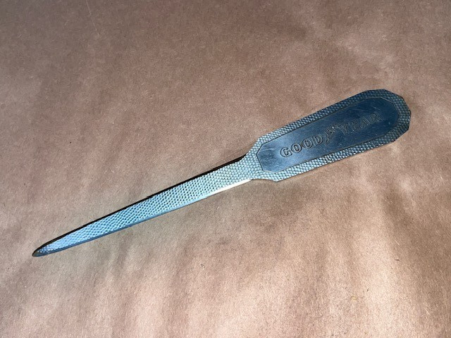 VINTAGE GOODYEAR TIRE DESKTOP LETTER OPENER LETTER KNIFE