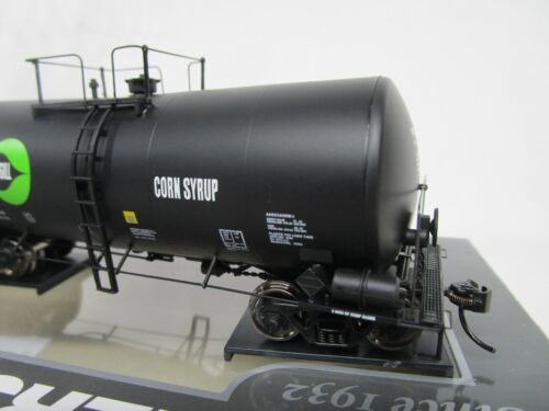 Walthers Proto HO Scale Cargil UTLX 40' 16K Gallon Funnel Flow Tank Car NOS - Picture 6 of 8