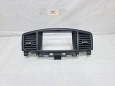 2011-2017 Nissan Quest Dash Center Air Vent Grille Radio Trim Bezel 68270-1ja1a 2011-2017 Nissan Quest Dash Center Air Vent Grille Radio Trim Bezel 68270-1ja1a