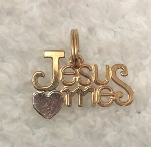 Jesus Loves Me Heart 14K Gold Pendant Charm - Picture 4 of 7