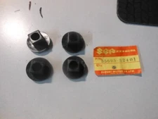 NOS Suzuki Turn Signal Lamp Spacer 80-82 GS750 GS850 GN400 35695-32401 Qty 4