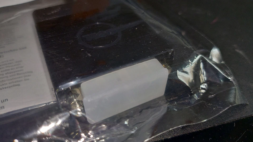 {Dell} DisplayPort-to-DVI-Single-Link Adapter Cable {0KKMYD} - Image 3 of 3