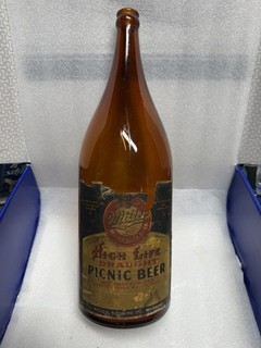 1930s Miller High Life Picnic Beer Bottle Paper Label Milwaukee Wis IRTP 1/2 Gal