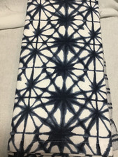 ENVOGUE KITCHEN TOWELS 3 WHITE BLUE WAFFLE 100 COTTON NWT