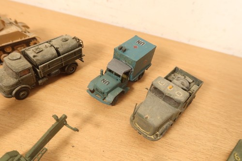 Vintage HO Military Vehicles Bundle Tank Truck Fuel Fire Ambulance Landing Craft - Picture 9 of 23