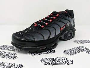 air max plus black gradient red