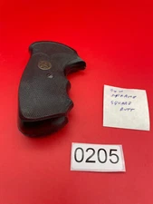 Pachmayr Gripper Smith & Wesson J Frame Square Butt  #0205