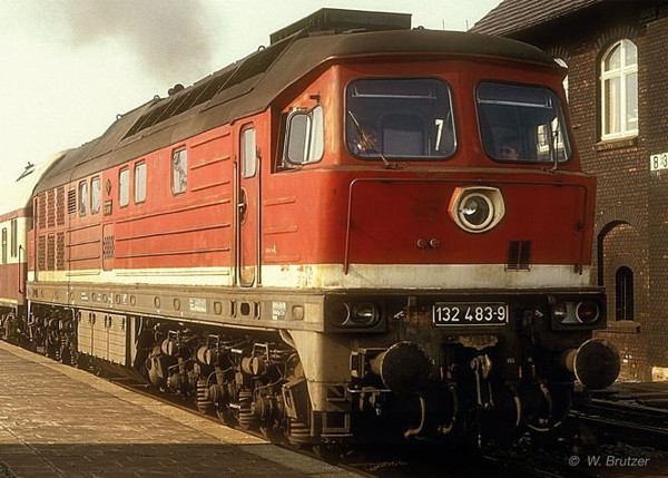 Arnold Diesellok Br 132 483-9, Rot, Dr Ep. Iv,Dcc HN2599S-image