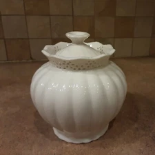 Grace's teaware sugar bowl