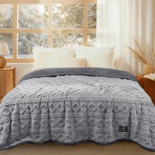 Luciphia Waterproof Pet Blanket, Liquid Pee Proof Dog Blanket for Sofa Bed