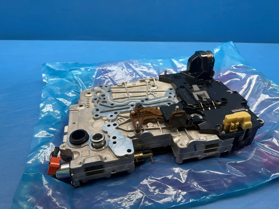 Cuerpo de válvula de transmisión 68261622AE para Dodge Durango/Jeep 2016-2017 Foto 2 de 4