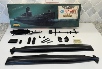 AURORA SSN SEA WOLF ATOMIC  GUIDED MISSILE SUBMARINE 1962 COMPLETE Open Box