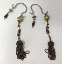VTG Set of 2 Purple Ornate Drapery Curtain Tie Hold Backs Beaded Wire Tassel