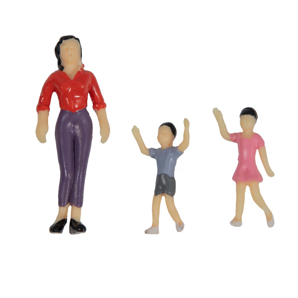 1 25 G Scale Tiny Plastic People Model Trains Painted Figures Plastic 1 25 g scale tiny plastic people model trains painted figures plastic