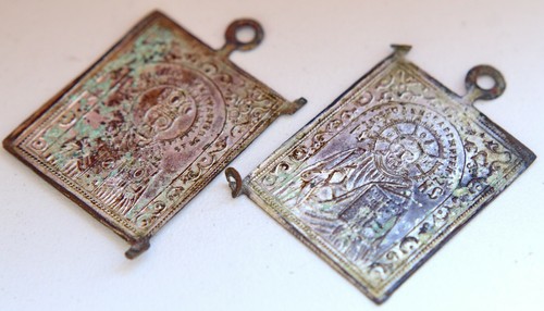 Antique Orthodox Soldier Icon Pendant Amulet With Saints Silvering Remains - Picture 3 of 4