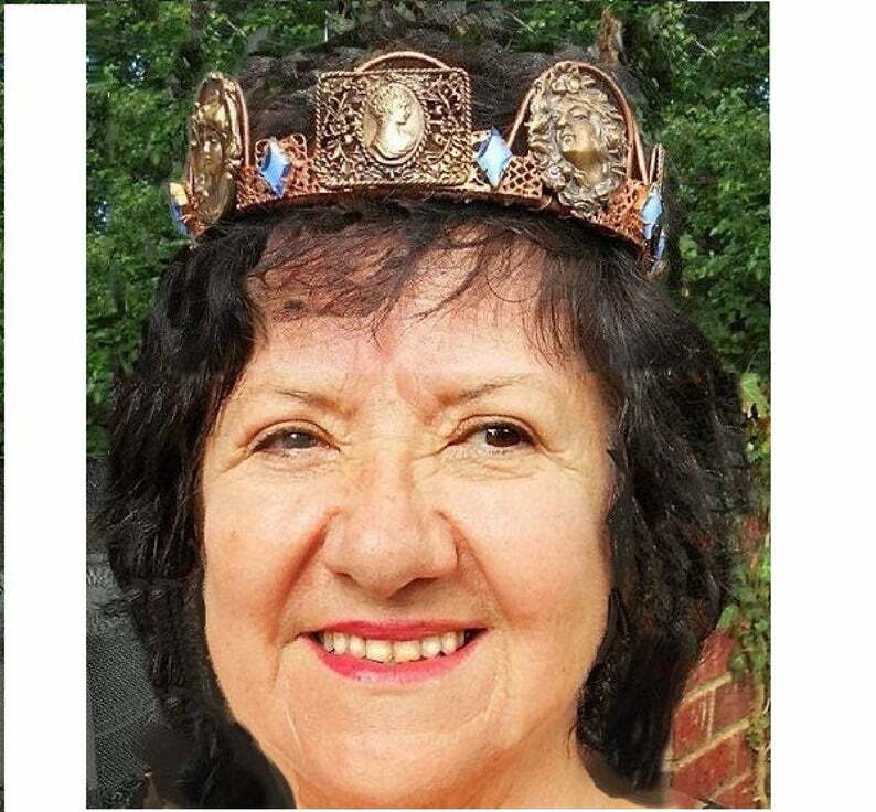 HANDMADE Medieval Crown 7 Old Cameos Brass Bronze Cop… Gem