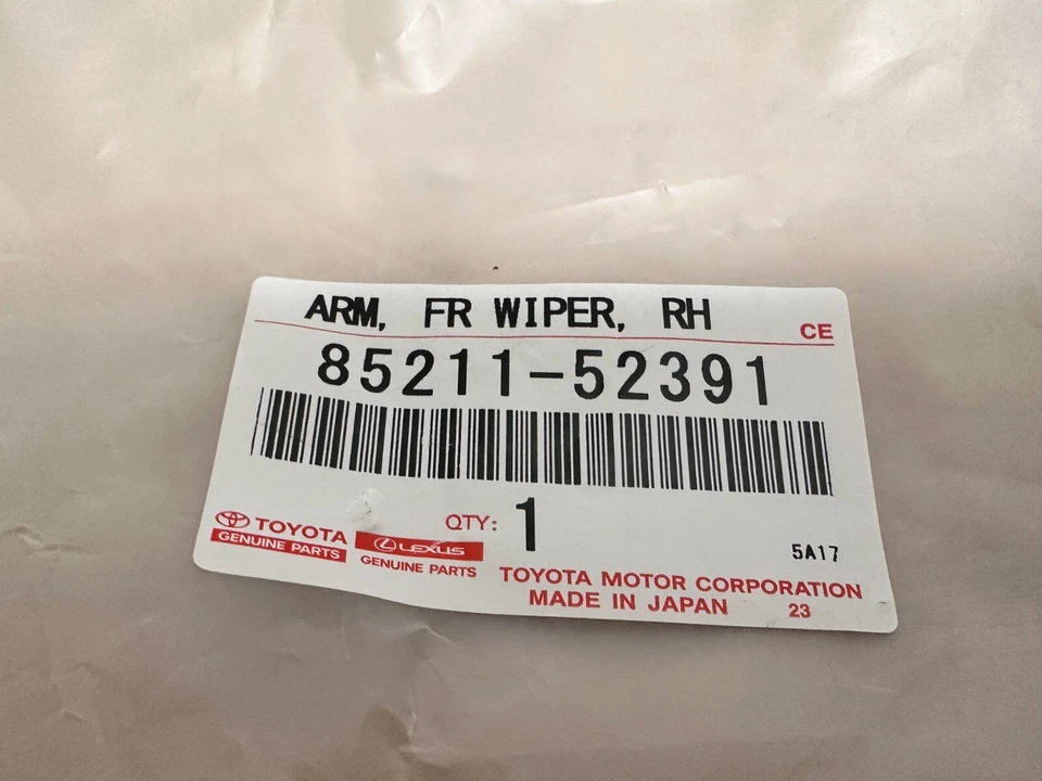 Toyota Genuine Yaris Vitz 2012-2019 RHD Front Wiper Arm 85211-52391 OEM JDM - Image 2 of 4