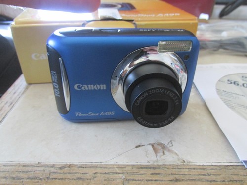Canon PowerShot A495 10.0MP Digital Camera-Blue Working Box Cables Strap 8GB SD - Picture 2 of 8