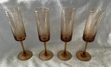 4 Studio Nova Park Avenue Grid Honey Brown 6 Oz Champagne Flutes