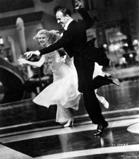 Fred Astaire And Ginger Rogers Dancing And Smiling 5x7 Picture Celebrity Print
