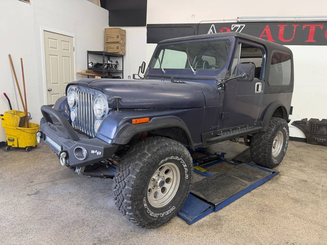 1985 Jeep Wrangler for sale in Glendale California