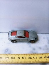 Hot Wheels Aston Martin Dbs Bon État