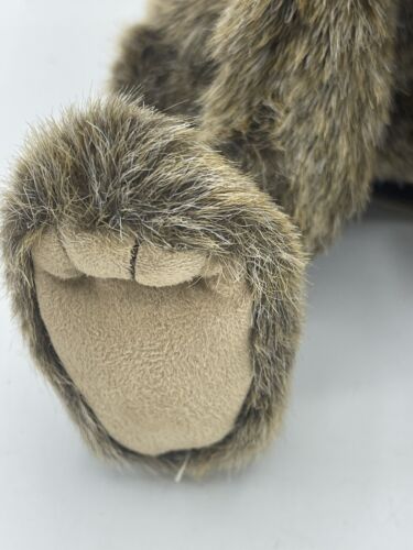 Folkmanis Rabbit Hand Puppet Plush Bunny Realistic Brown thumper - Picture 9 of 17