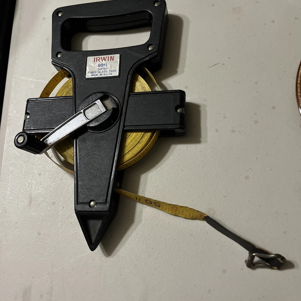 IRWIN TOOLS 50 Foot FIBERGLASS Measuring Tape Reel  Measures In Feet ORF50 Used - Image 2 of 3