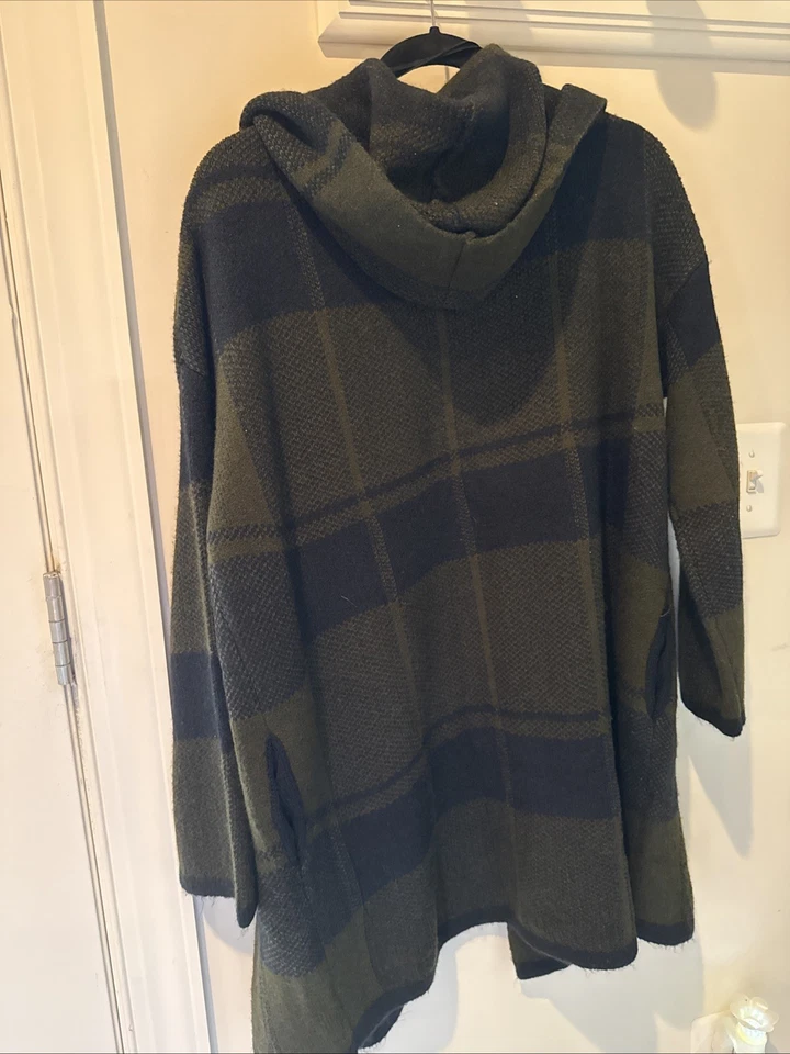 Matty M Sz L navy and green Open Front Chunky Cardigan Sweater with hood  - Image 3 of 3