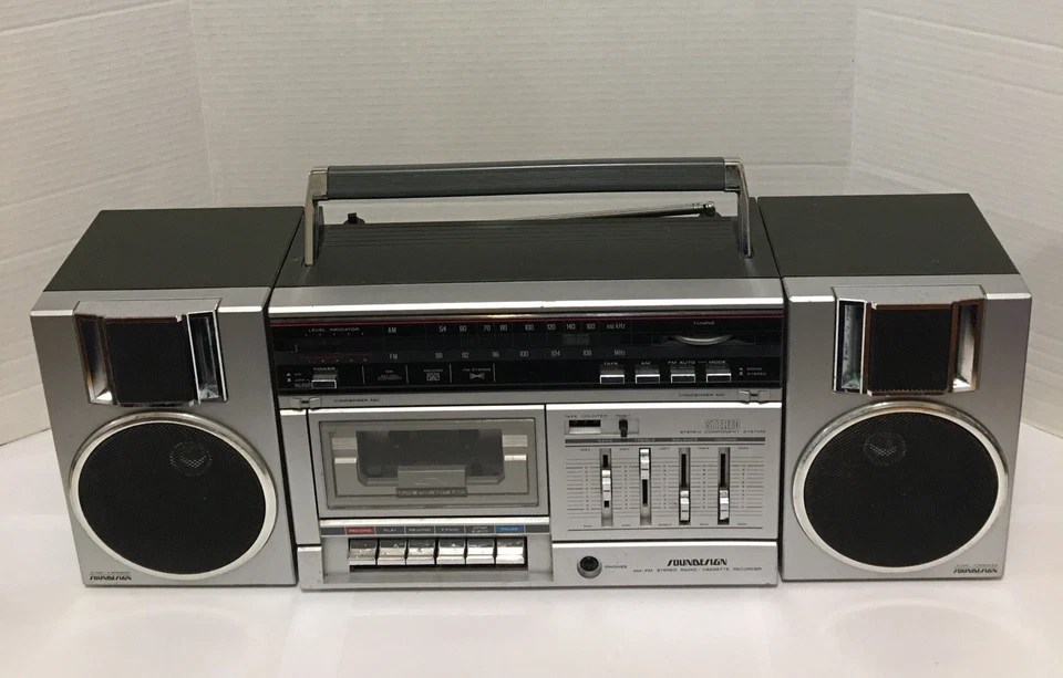 Reproductor de cinta de casete Soundesign 4649 AM/FM estéreo Boom Box probado leer Foto 3 de 4