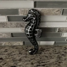 Seahorse cast iron key rack holder home decor nautical beachy new