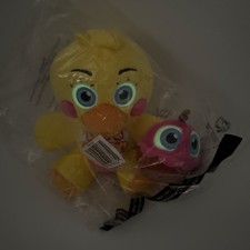 Five Nights at Freddy’s Toy FNAF Plush Jazwares 8” Glow-in-The-Dark Eyes CHICA