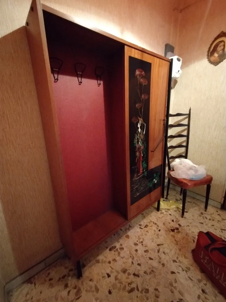 mobile attaccapanni anni 60 con anta scorrevole 175 x 120 x 0275 - Immagine 3 di 3