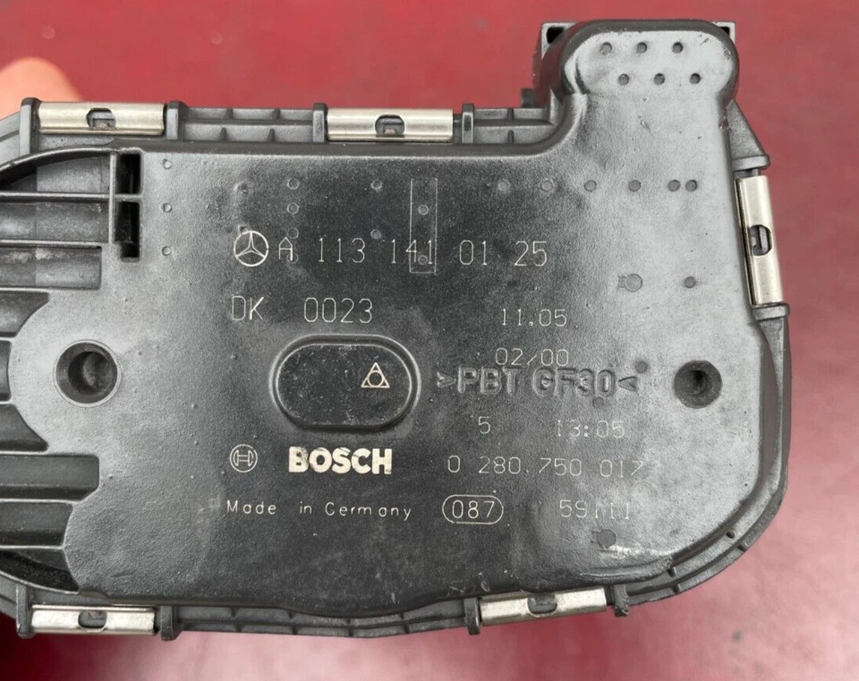 Cuerpo de acelerador OEM 2000-13 para MERCEDES-BENZ C300 S430 CLK350 CLK500 E350 SLK350 Foto 2 de 3