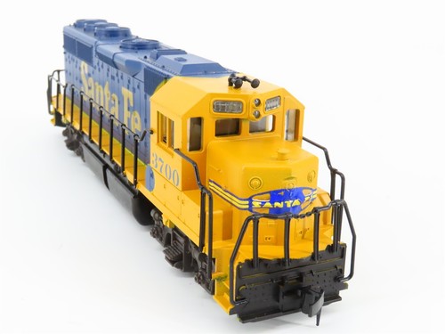 HO Scale Atlas 7031 ATSF Santa Fe GP40 Diesel Locomotive #3700 - Picture 7 of 12