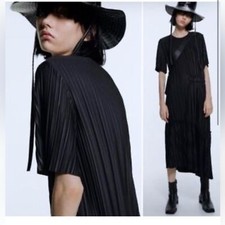 Asymmetrical Zara dress black size s Pleated Midi Dress
