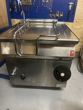 Falcon F900 G9881 Gas powered  manual tilt  Bratt Pan - 80 Litre - 2 Available 