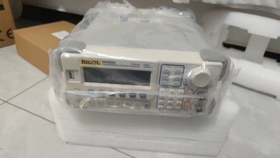 NEW Rigol DG1022U Arbitrary Waveform Function Generator 25MHz Expedited Shipping