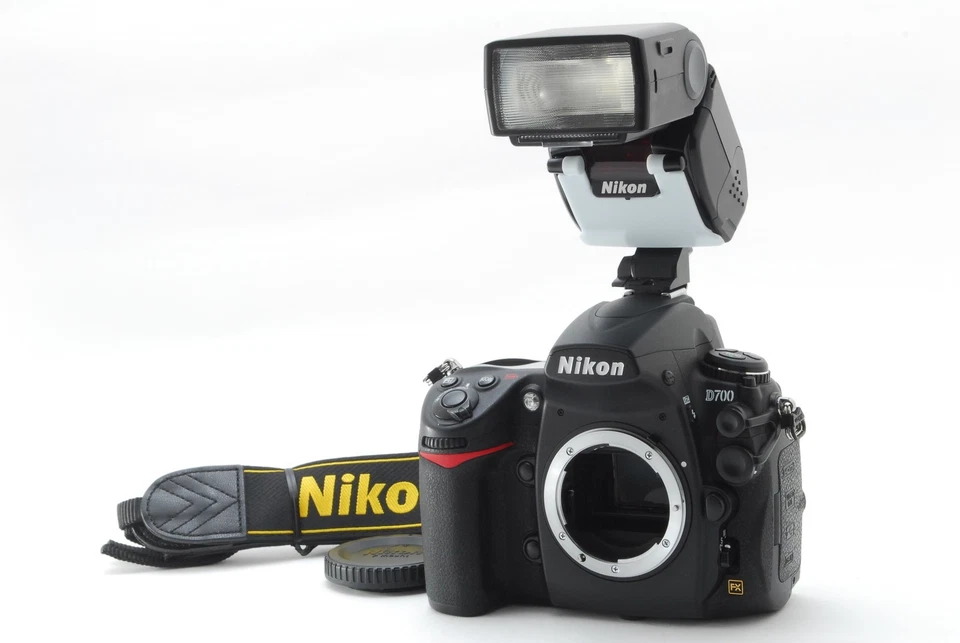 20,270 Shots!! [N.MINT] Nikon D700 12.1 MP DSLR Camera Body w/Strap from JAPAN - Image 2 of 4