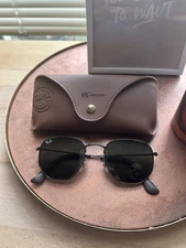 Ray-Ban Hexagonal Flat Lenses Polarized Sunglasses - Large, Black/Green Classic